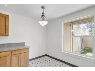 Photo #1: 21398658 Listing 