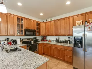 Photo #4: 21399633 Listing 