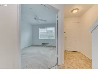 Photo #2: 21400048 Listing