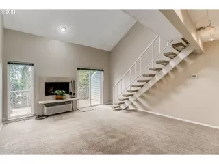 Photo #1: 21400484 Listing