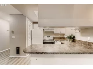 Photo #3: 21400484 Listing