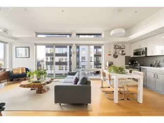 Photo #1: 214014148 Listing 