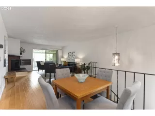 Photo #1: 21402449 Listing