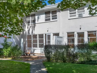 Photo #3: 21402878 Listing 