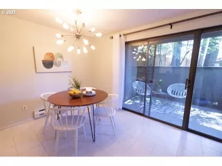 Photo #3: 21403181 Listing