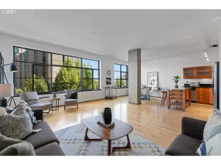 Photo #5: 21403260 Listing 