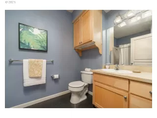 Photo #4: 21403570 Listing