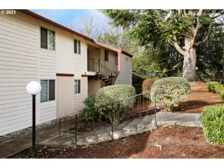 Photo #1: 21404909 Listing 