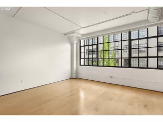 Photo #4: 21405084 Listing 