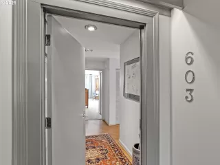 Photo #3: 21405190 Listing 