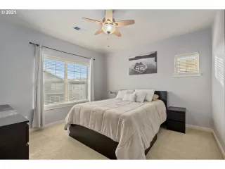 Photo #5: 21405978 Listing 