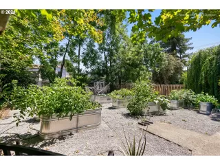 Photo #1: 21406067 Listing 