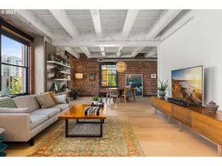 Photo #3: 21406405 Listing