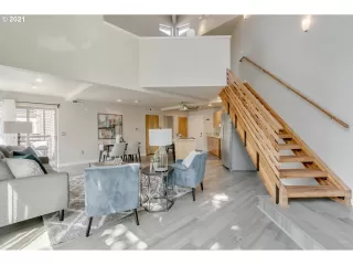 Photo #4: 21406697 Listing