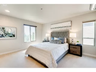 Photo #5: 21406697 Listing