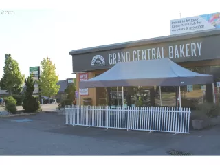 Photo #6: 21407055 Listing 