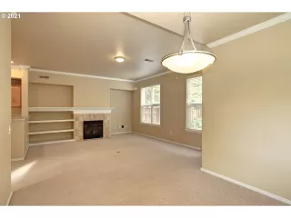 Photo #3: 21407795 Listing