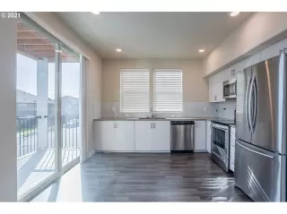 Photo #1: 21407917 Listing