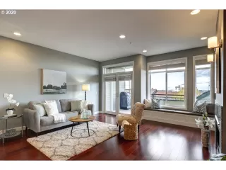 Photo #3: 21407970 Listing