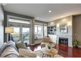 Photo #4: 21407970 Listing