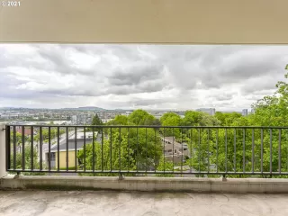 Photo #1: 21408142 Listing