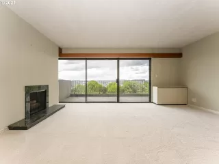 Photo #3: 21408142 Listing