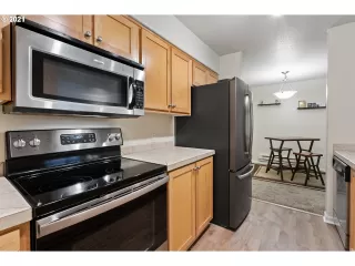 Photo #3: 21408224 Listing