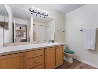 Photo #5: 21408224 Listing