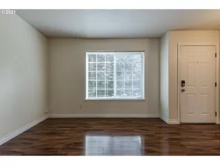 Photo #6: 21408743 Listing