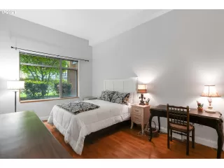 Photo #1: 21408807 Listing