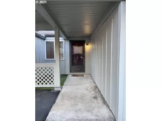 Photo #1: 21408906 Listing