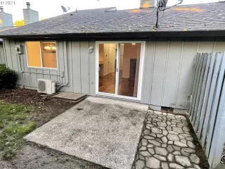 Photo #2: 21408906 Listing