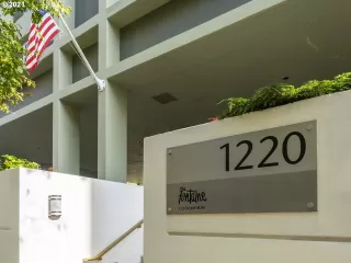 Photo #1: 21409761 Listing 