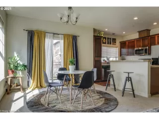 Photo #4: 21410441 Listing 