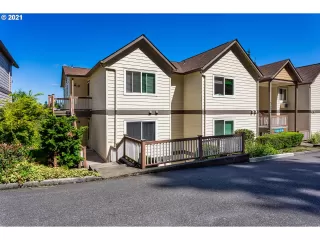 Photo #2: 21410884 Listing