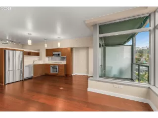 Photo #3: 21410933 Listing 