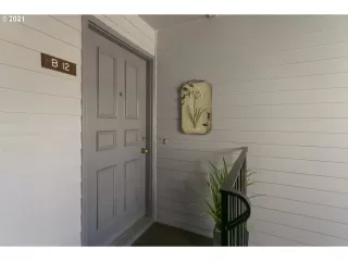 Photo #1: 21411067 Listing