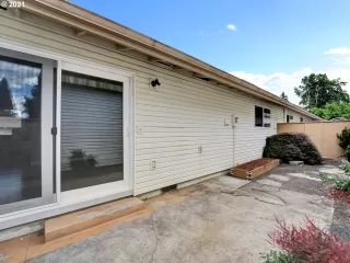 Photo #1: 21411964 Listing 