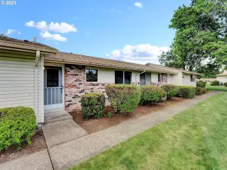 Photo #6: 21411964 Listing 