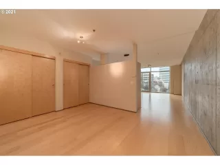 Photo #6: 21413751 Listing 