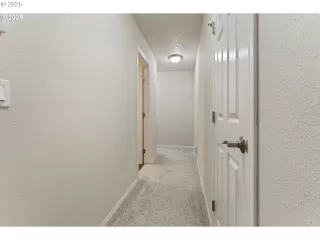 Photo #1: 214145358 Listing 