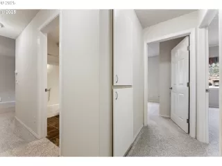 Photo #2: 214145358 Listing 