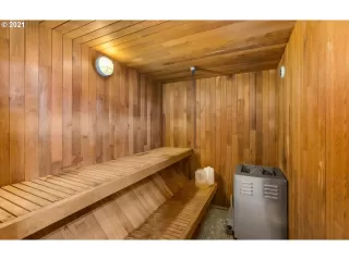 Photo #1: 21414608 Listing