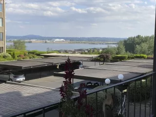 Photo #3: 21414676 Listing