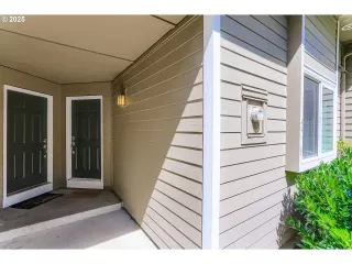 Photo #2: 214150079 Listing