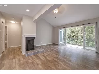 Photo #5: 21416326 Listing 