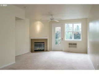 Photo #5: 21416373 Listing