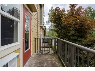 Photo #6: 21416373 Listing