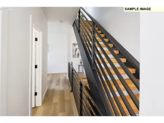 Photo #6: 21416591 Listing