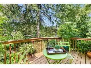 Photo #1: 21418372 Listing